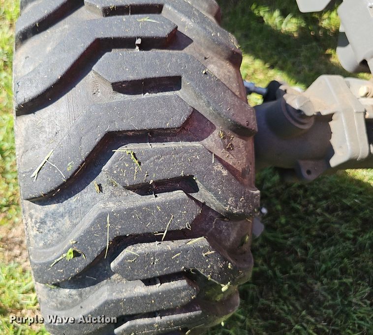 image for item IO9982 2018 Massey Ferguson TLB GC1720 MFWD tractor