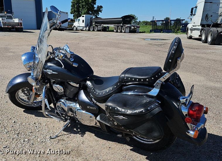 image for item IO9985 2006 Suzuki  C50T Boulevard  motorcycle