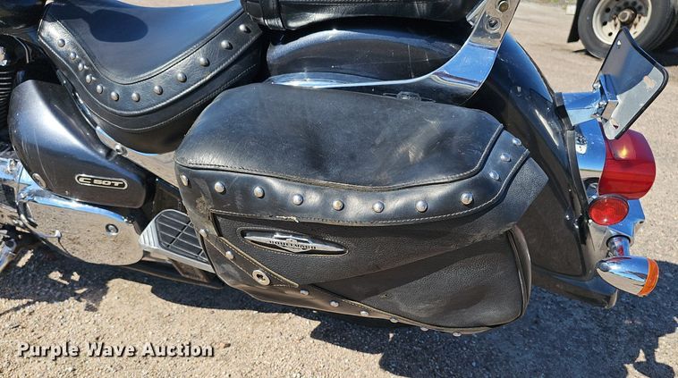 image for item IO9985 2006 Suzuki  C50T Boulevard  motorcycle