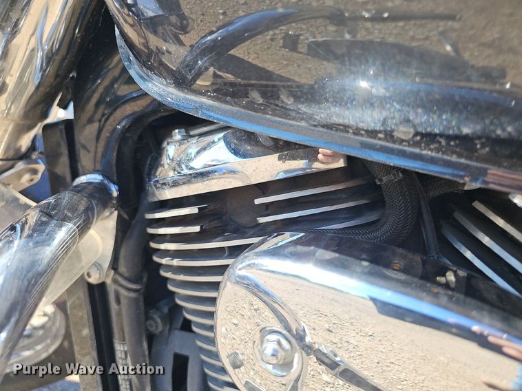 image for item IO9985 2006 Suzuki  C50T Boulevard  motorcycle