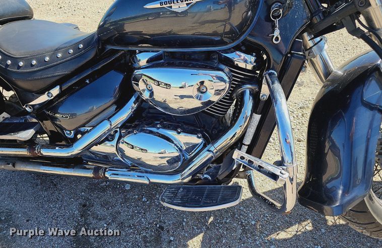 image for item IO9985 2006 Suzuki  C50T Boulevard  motorcycle