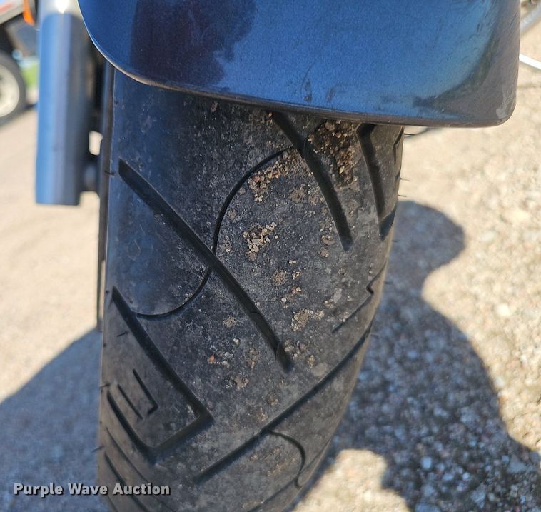 image for item IO9985 2006 Suzuki  C50T Boulevard  motorcycle