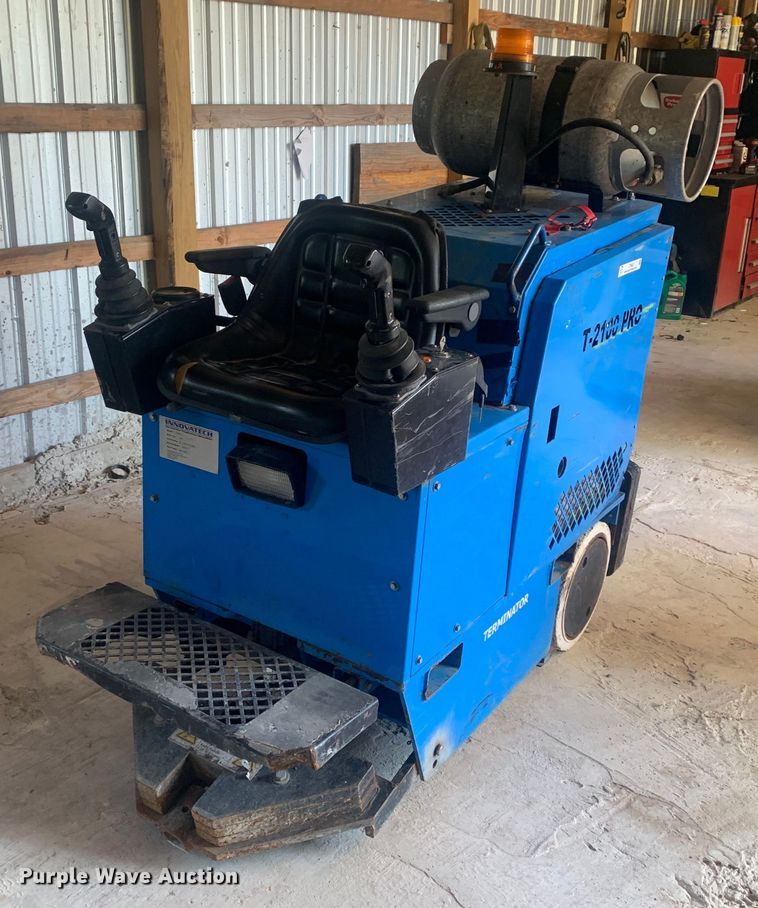 image for item JT9822 2010 Innovatech T2100PRO floor scraper