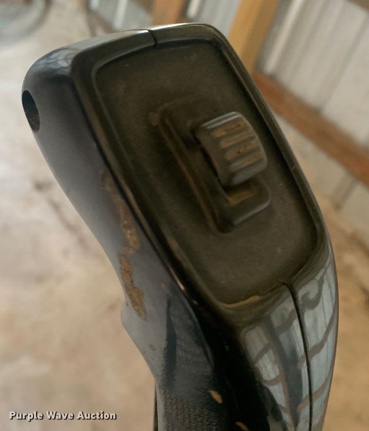 image for item JT9822 2010 Innovatech T2100PRO floor scraper