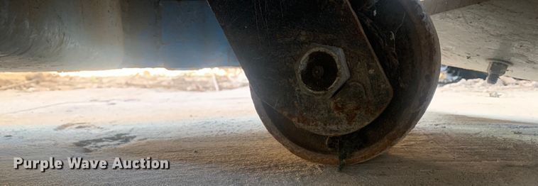 image for item JT9822 2010 Innovatech T2100PRO floor scraper