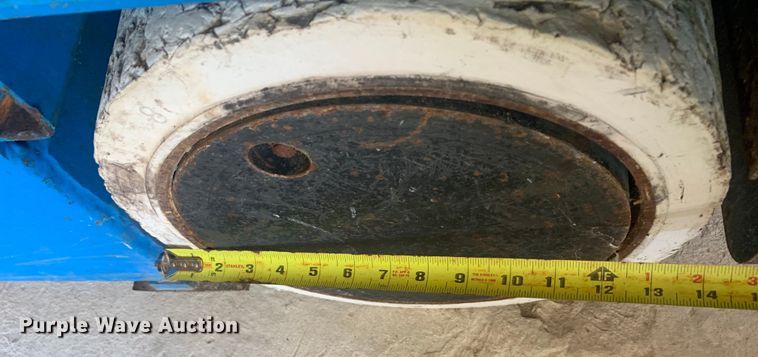 image for item JT9822 2010 Innovatech T2100PRO floor scraper