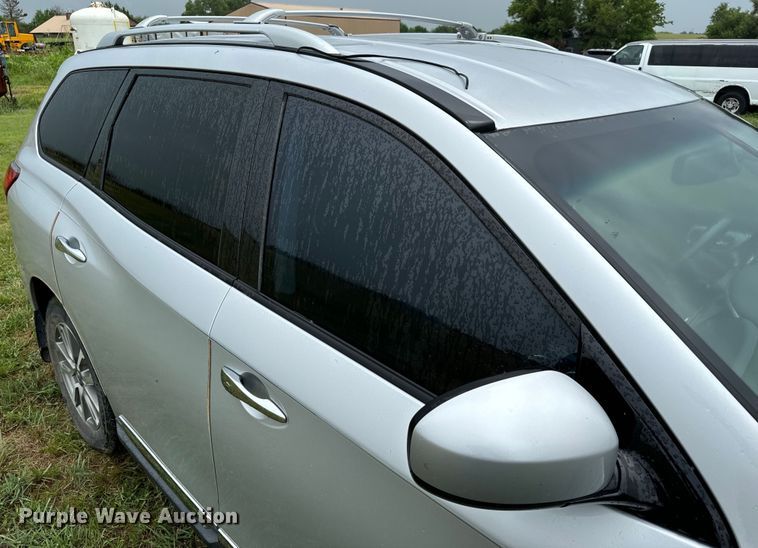 image for item KR9743 2013 Nissan Pathfinder SL SUV