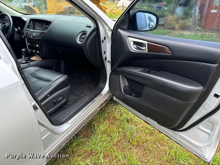 image for item KR9743 2013 Nissan Pathfinder SL SUV