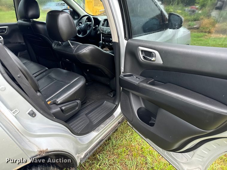 image for item KR9743 2013 Nissan Pathfinder SL SUV