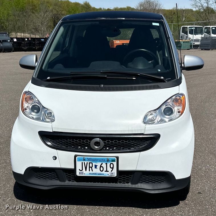 image for item LR9332 2013 Smart 