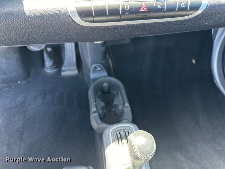 image for item LR9332 2013 Smart 