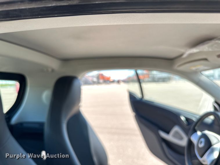 image for item LR9332 2013 Smart 