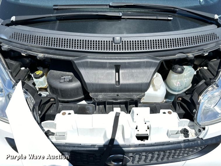 image for item LR9332 2013 Smart 