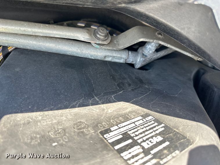 image for item LR9332 2013 Smart 