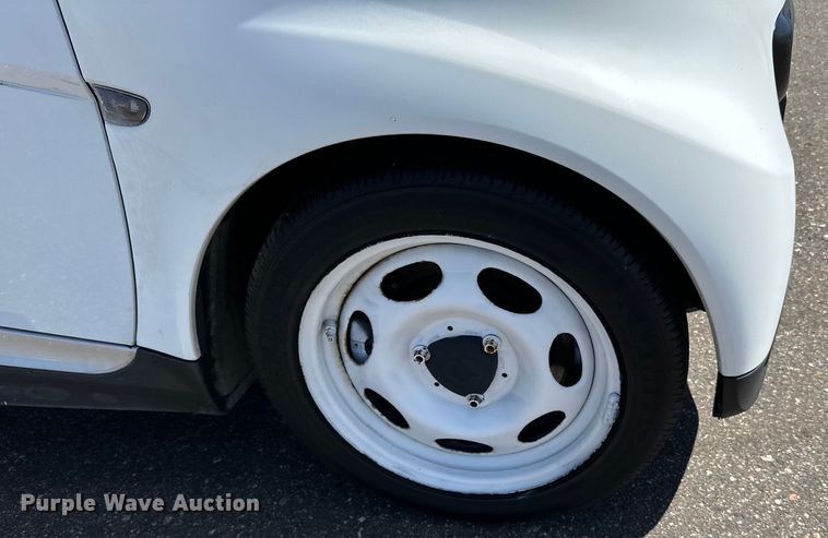 image for item LR9332 2013 Smart 