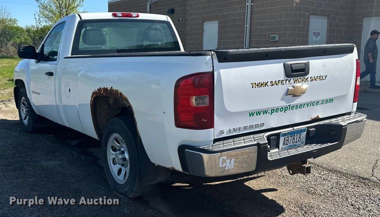image for item LR9348 2010 Chevrolet Silverado 1500 pickup truck
