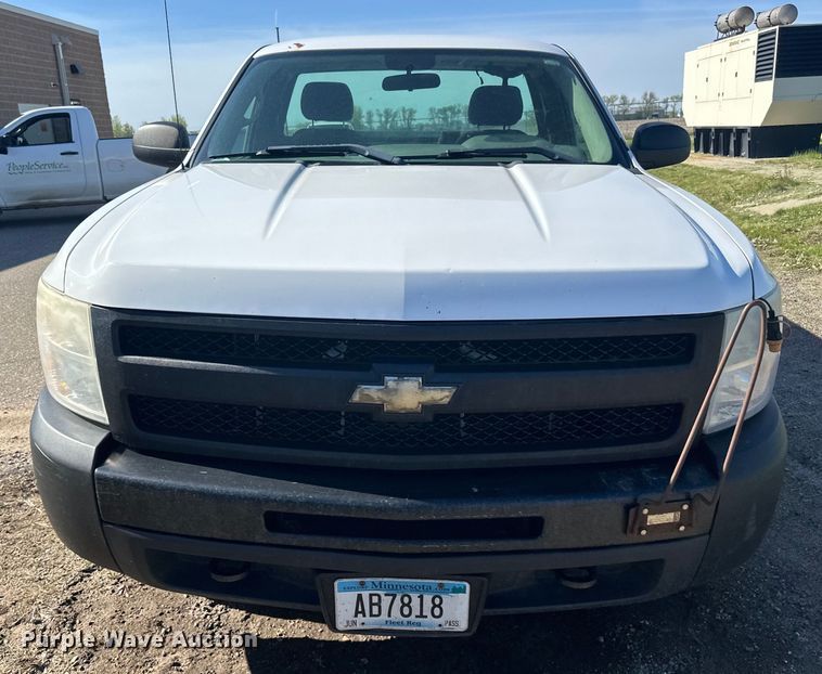 image for item LR9348 2010 Chevrolet Silverado 1500 pickup truck