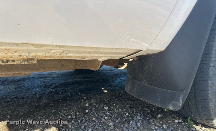 image for item LR9348 2010 Chevrolet Silverado 1500 pickup truck