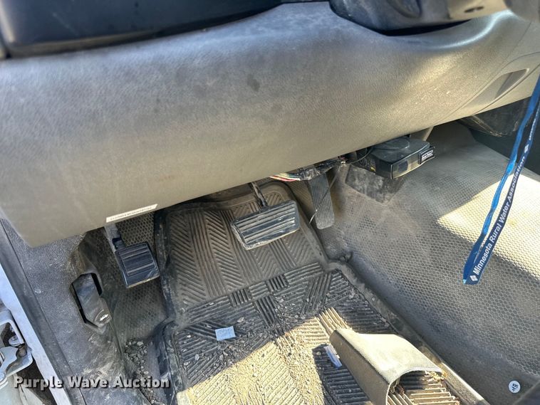 image for item LR9348 2010 Chevrolet Silverado 1500 pickup truck