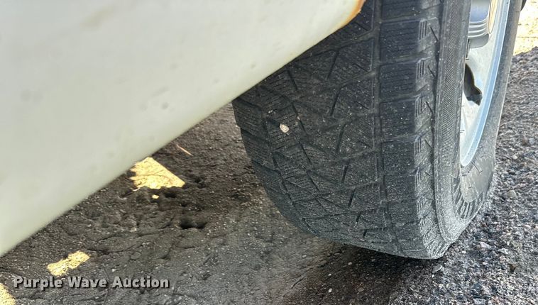 image for item LR9348 2010 Chevrolet Silverado 1500 pickup truck