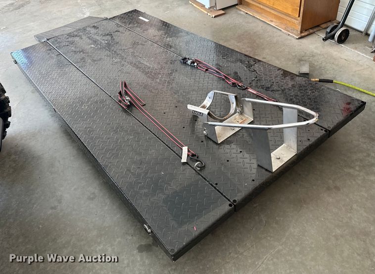 image for item LR9376 Motorcycle lift 