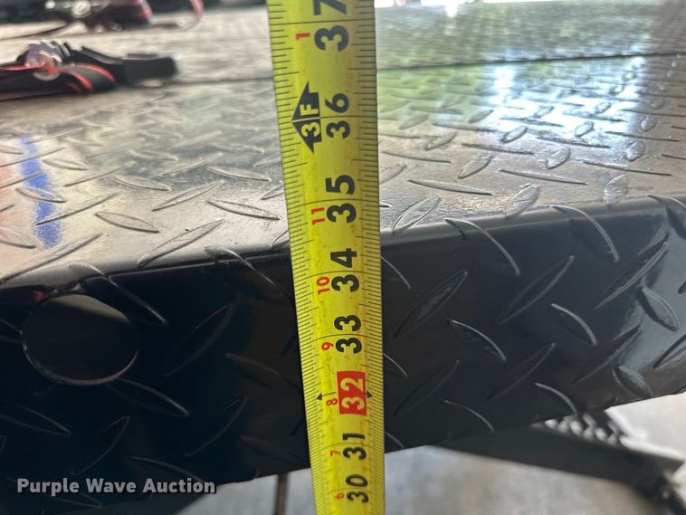 image for item LR9376 Motorcycle lift 