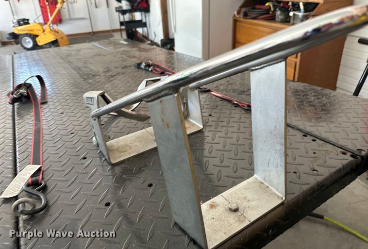 image for item LR9376 Motorcycle lift 