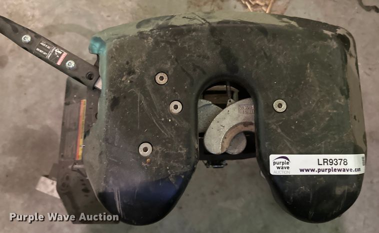 image for item LR9378 Curt  A25 fifth wheel hitch