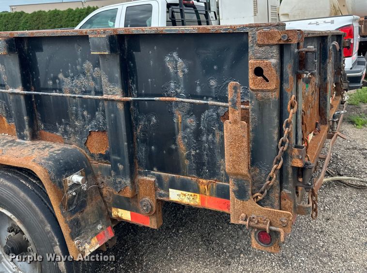 image for item LR9393 2016 Dell Rapids dump trailer