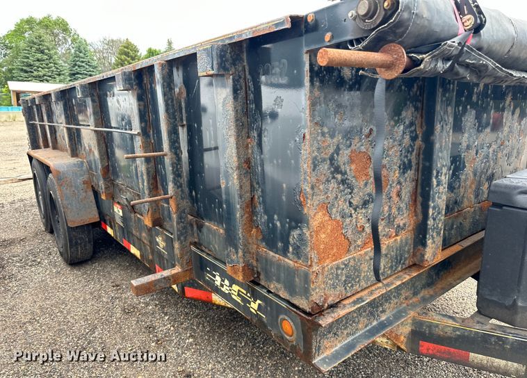 image for item LR9393 2016 Dell Rapids dump trailer
