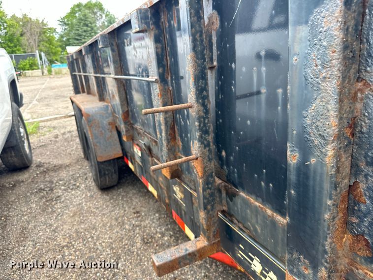 image for item LR9393 2016 Dell Rapids dump trailer