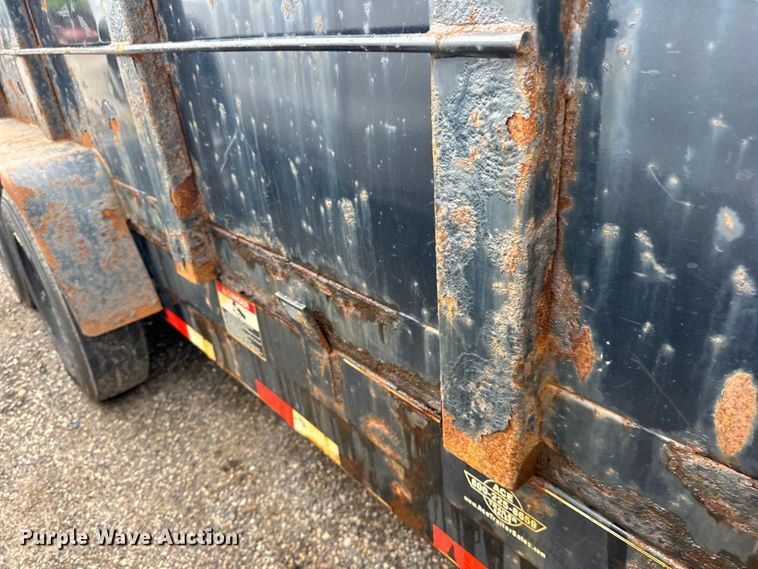 image for item LR9393 2016 Dell Rapids dump trailer