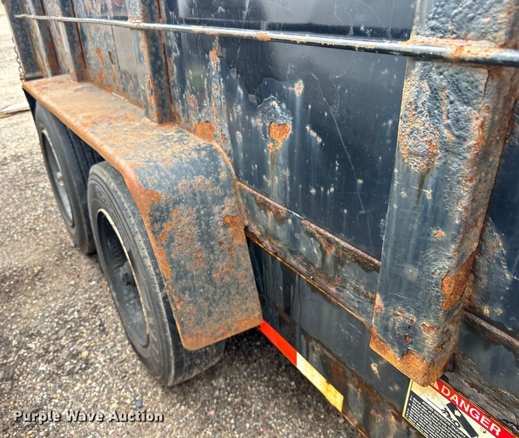 image for item LR9393 2016 Dell Rapids dump trailer