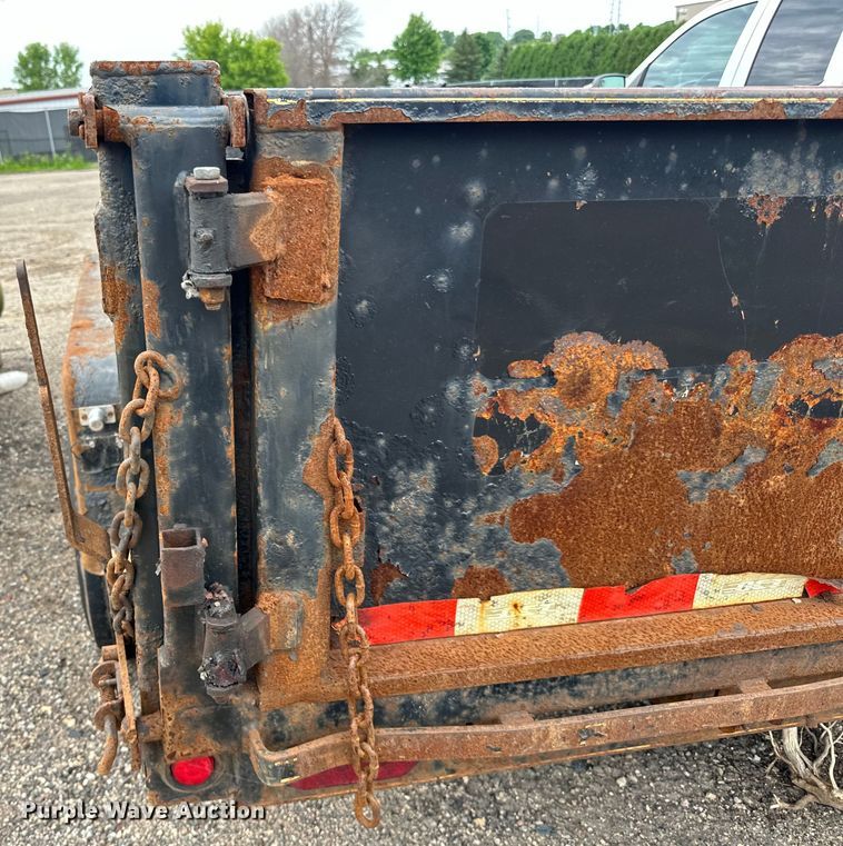 image for item LR9393 2016 Dell Rapids dump trailer