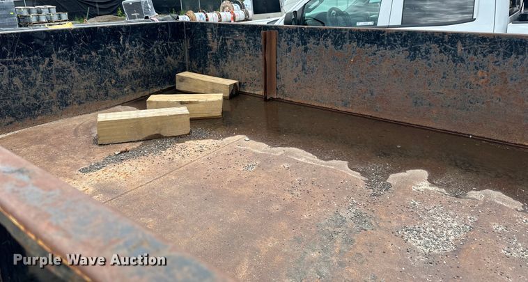 image for item LR9393 2016 Dell Rapids dump trailer