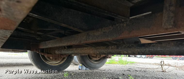 image for item LR9393 2016 Dell Rapids dump trailer