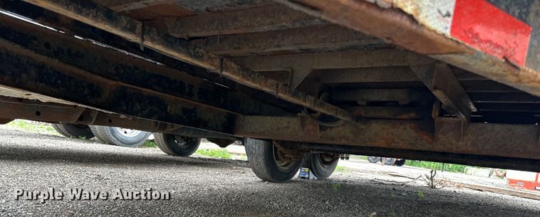 image for item LR9393 2016 Dell Rapids dump trailer