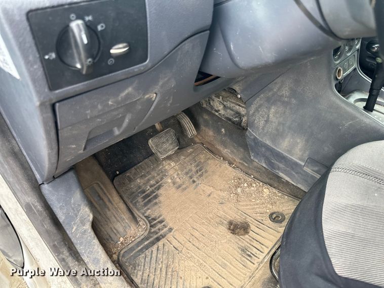 image for item LR9394 2012 Ford  Transit Connect XLT van