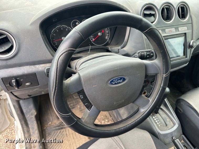 image for item LR9394 2012 Ford  Transit Connect XLT van
