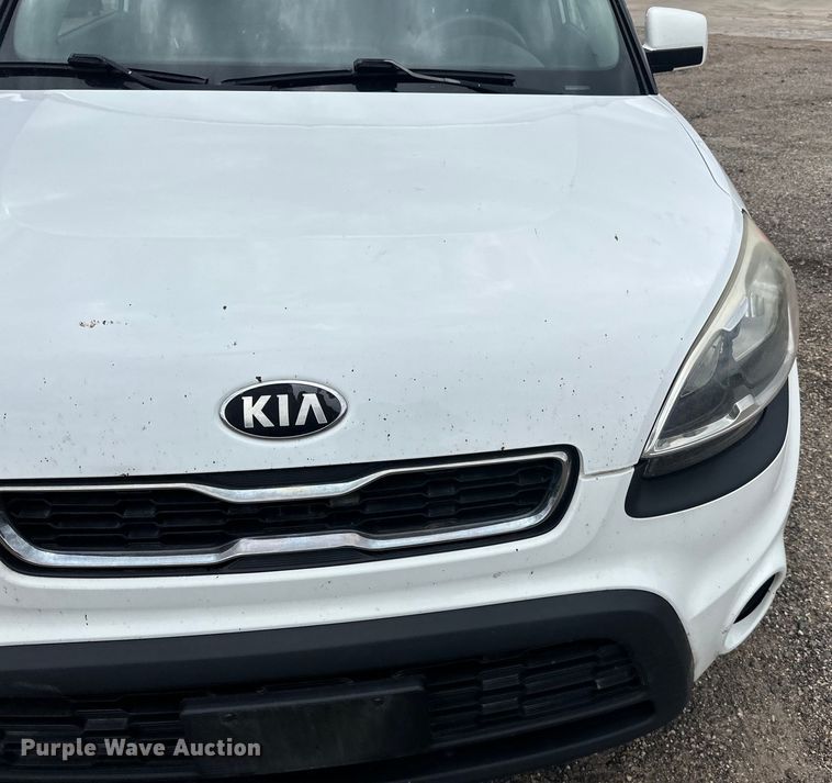 image for item LR9395 2013 Kia Soul SUV