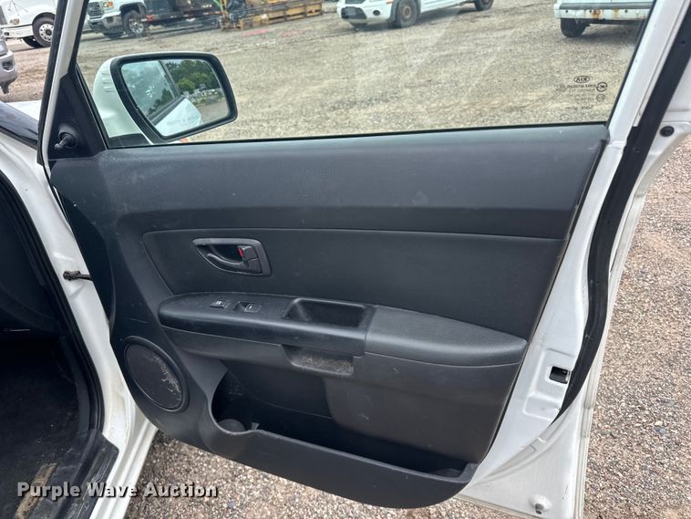 image for item LR9395 2013 Kia Soul SUV