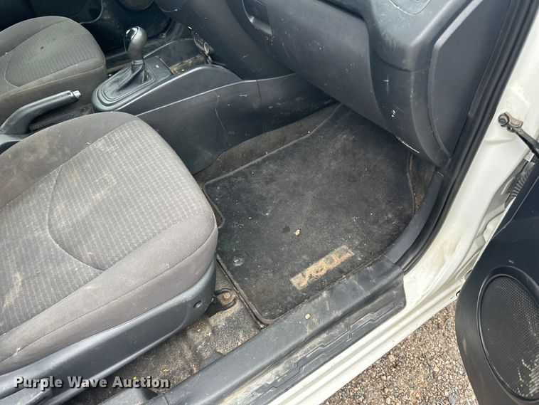 image for item LR9395 2013 Kia Soul SUV