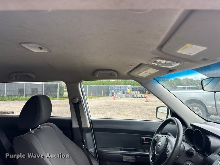 image for item LR9395 2013 Kia Soul SUV