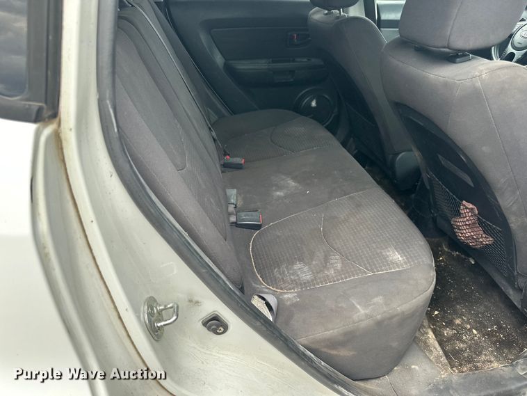 image for item LR9395 2013 Kia Soul SUV