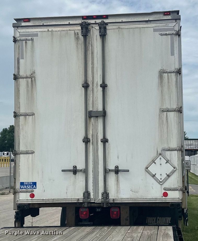 image for item LR9396 2018 Freightliner Business Class M2 side curtain box truck