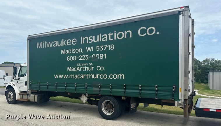 image for item LR9396 2018 Freightliner Business Class M2 side curtain box truck