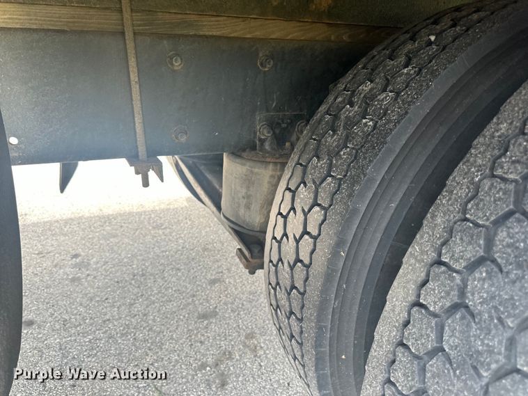 image for item LR9396 2018 Freightliner Business Class M2 side curtain box truck