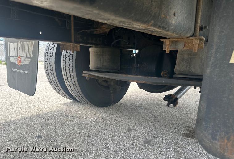 image for item LR9396 2018 Freightliner Business Class M2 side curtain box truck