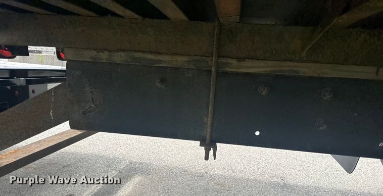 image for item LR9396 2018 Freightliner Business Class M2 side curtain box truck