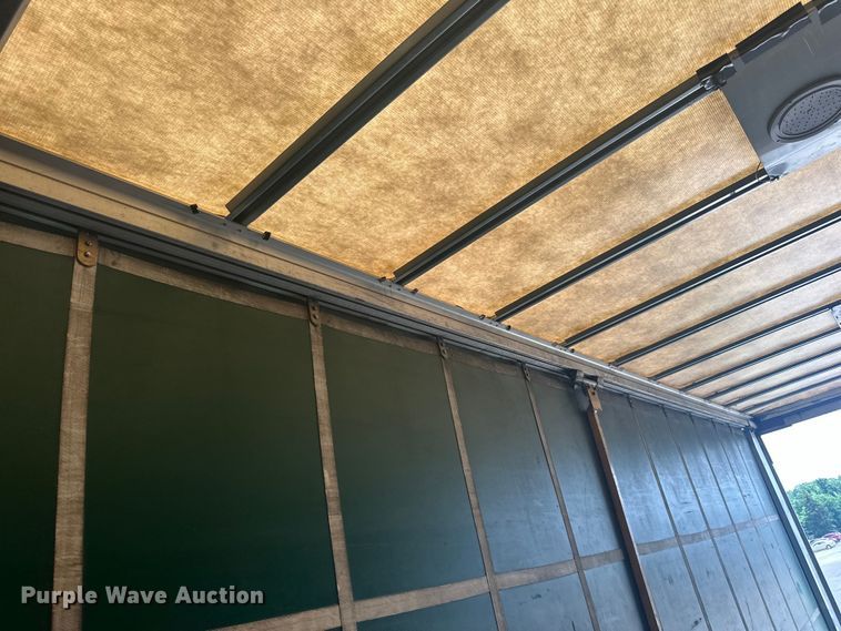 image for item LR9396 2018 Freightliner Business Class M2 side curtain box truck